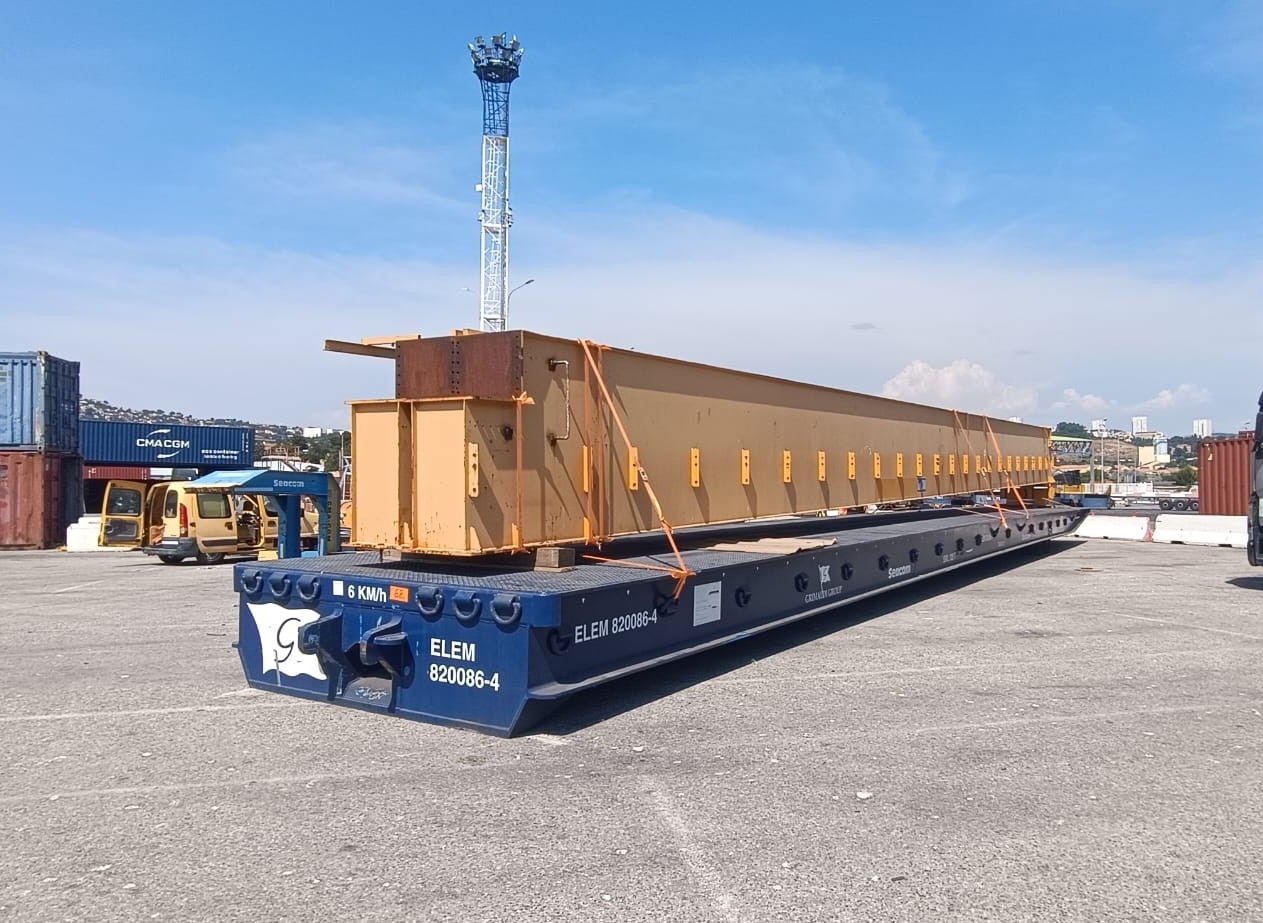 Trave speciale su semirimorchio